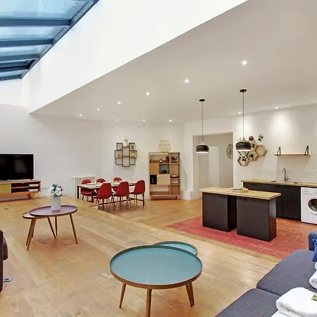 Cmg - Buttes Chaumont 10P/3Br 巴黎